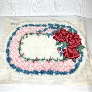 Hand Woven Yarn Floral Rug